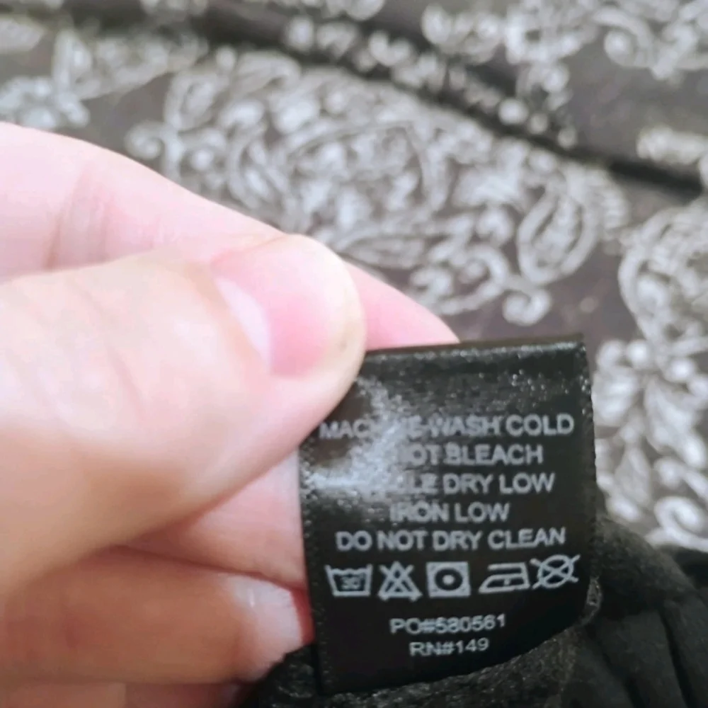 Fashion Nova Black and White Wide Leg Sweatpants NWT - Picture 8 of 12